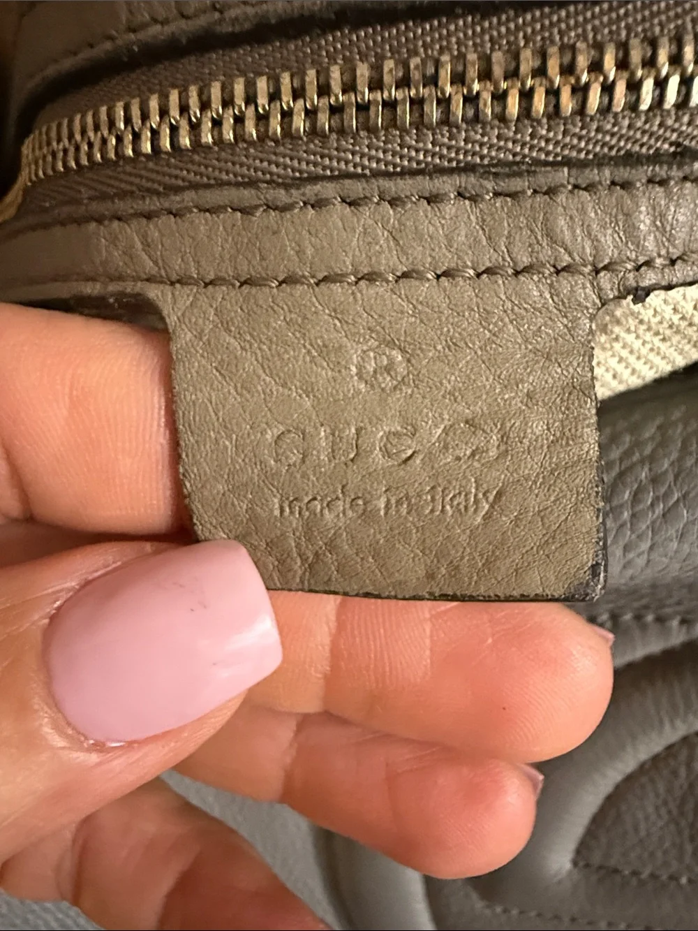 Gucci hobo crafted